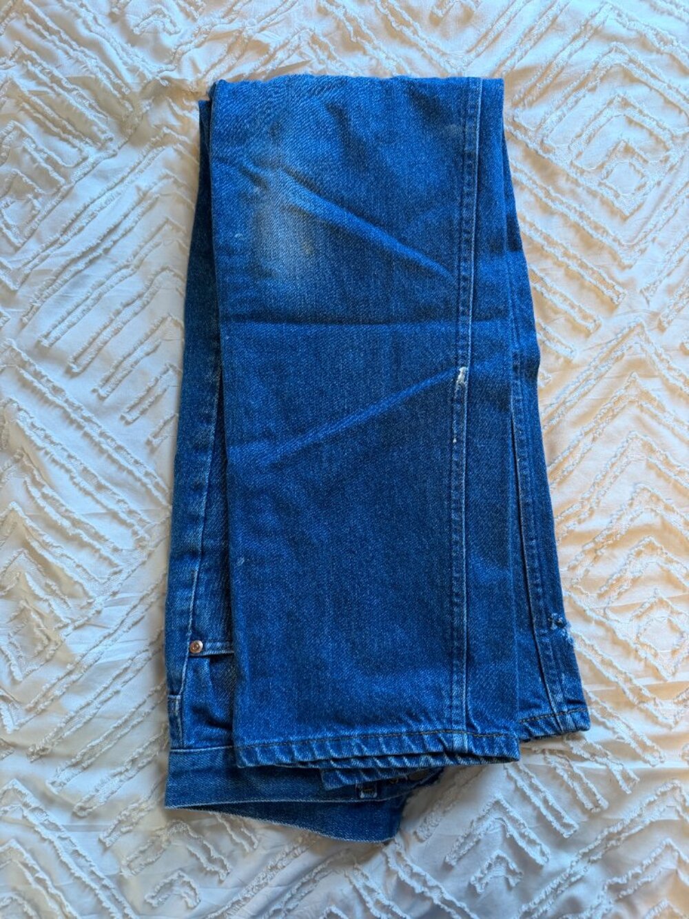 Vintage 80s or 90s Lee Jeans - Distressed/Thrashed - Made in USA - 32 x 34 - Picture 6 of 8